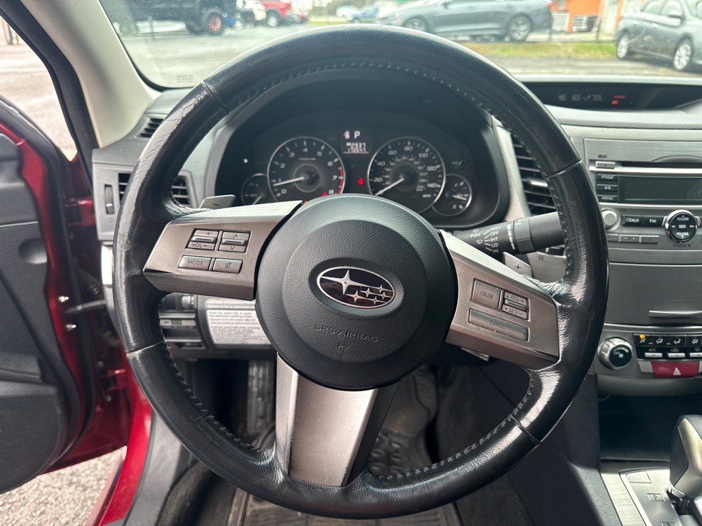 2011 Subaru Legacy Image 11