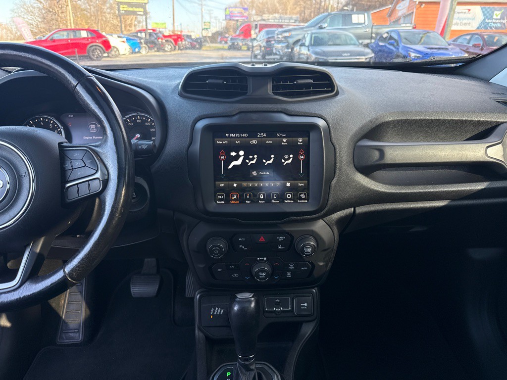 2018 Jeep Renegade Image 13