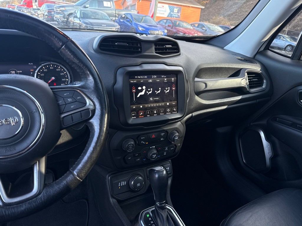 2018 Jeep Renegade Image 14