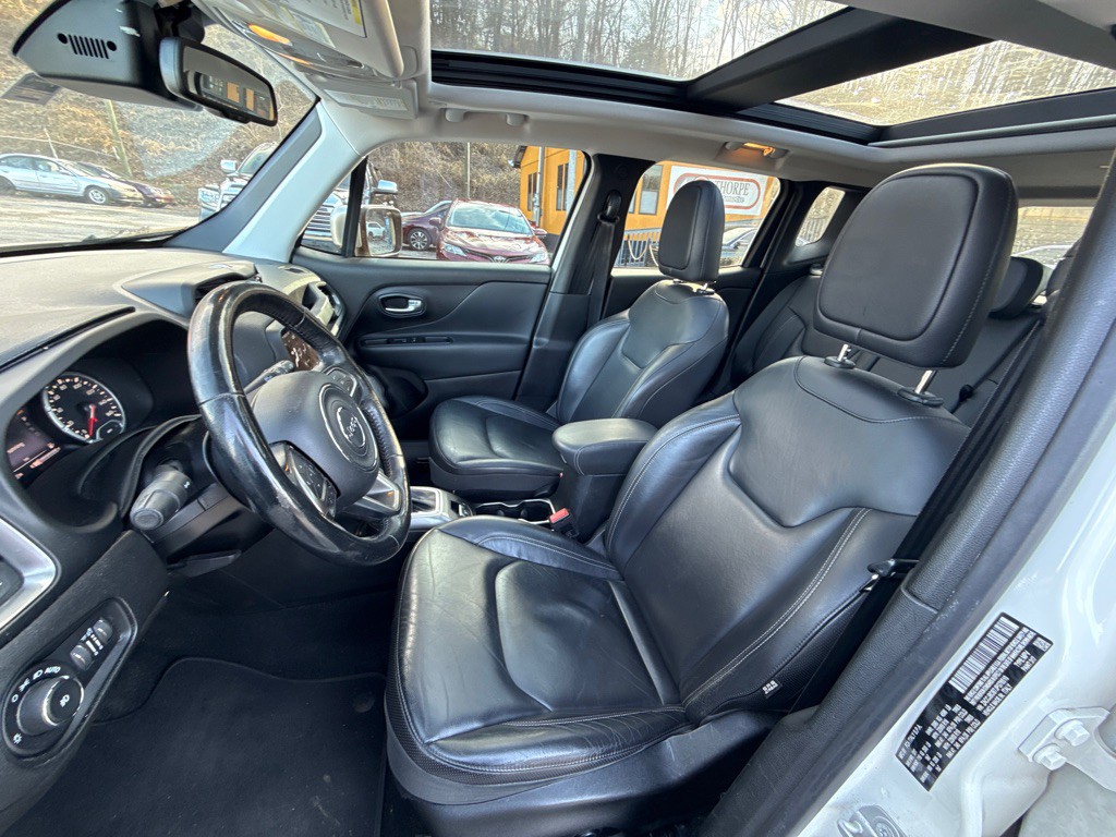 2018 Jeep Renegade Image 16