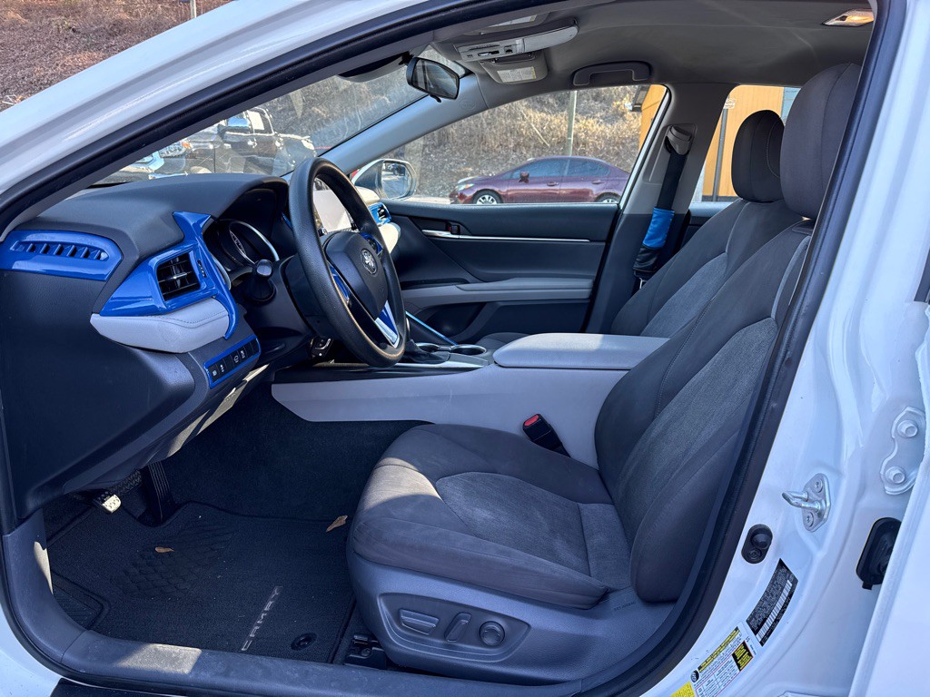 2021 Toyota Camry Image 9