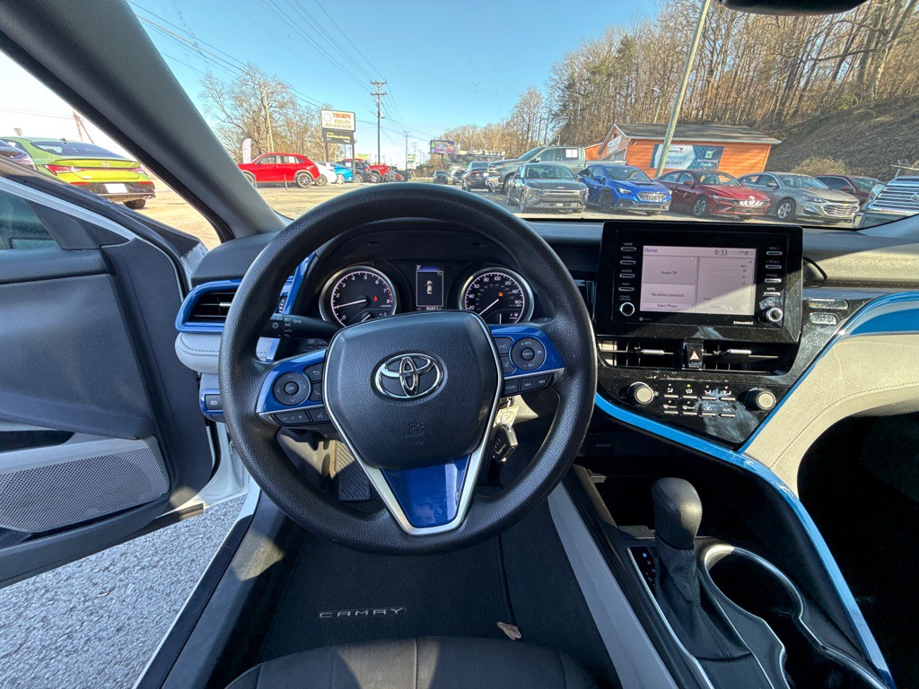 2021 Toyota Camry Image 14