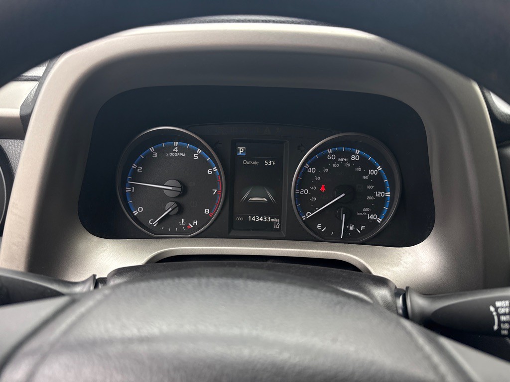 2017 Toyota Rav4 Image 12