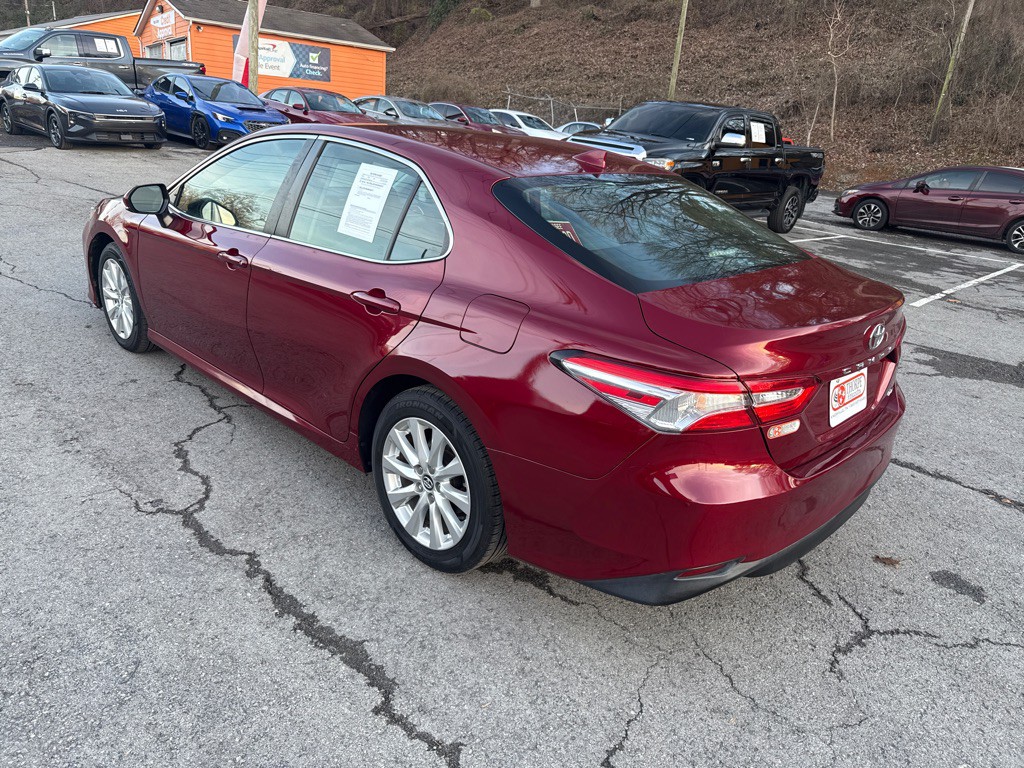 2020 Toyota Camry Image 5