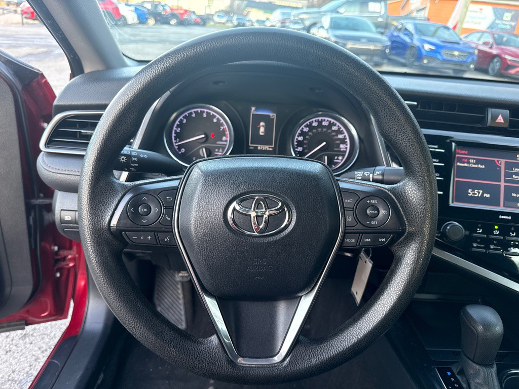 2020 Toyota Camry Image 11