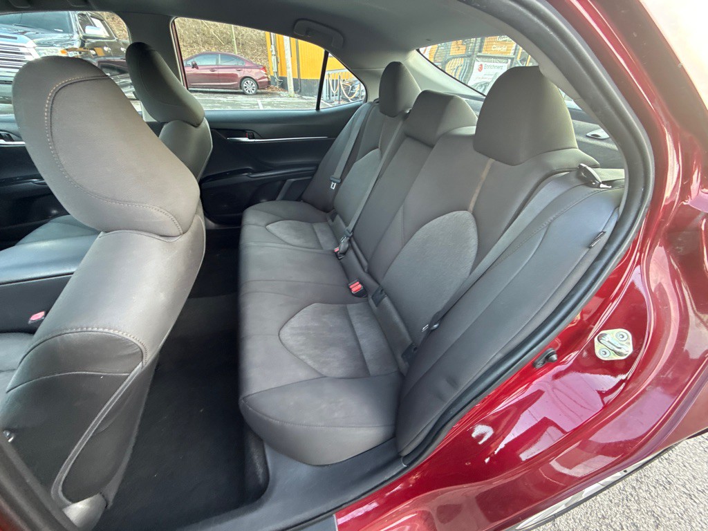 2020 Toyota Camry Image 16