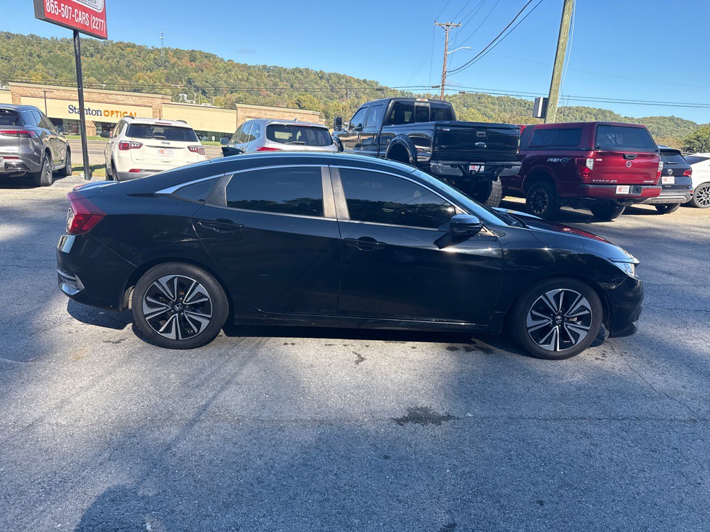 2018 Honda Civic Image 8