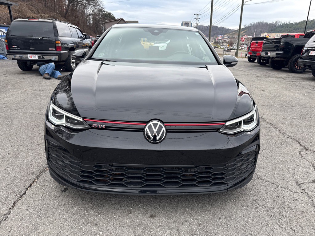 2024 Volkswagen GTI Image 2