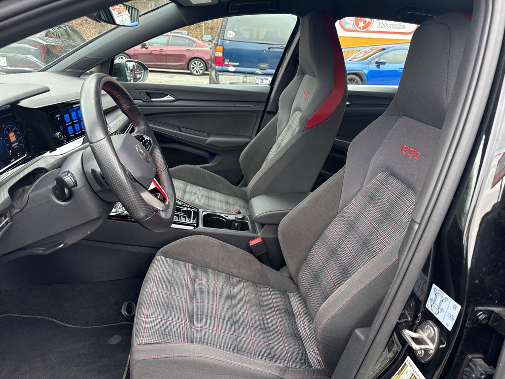 2024 Volkswagen GTI Image 10