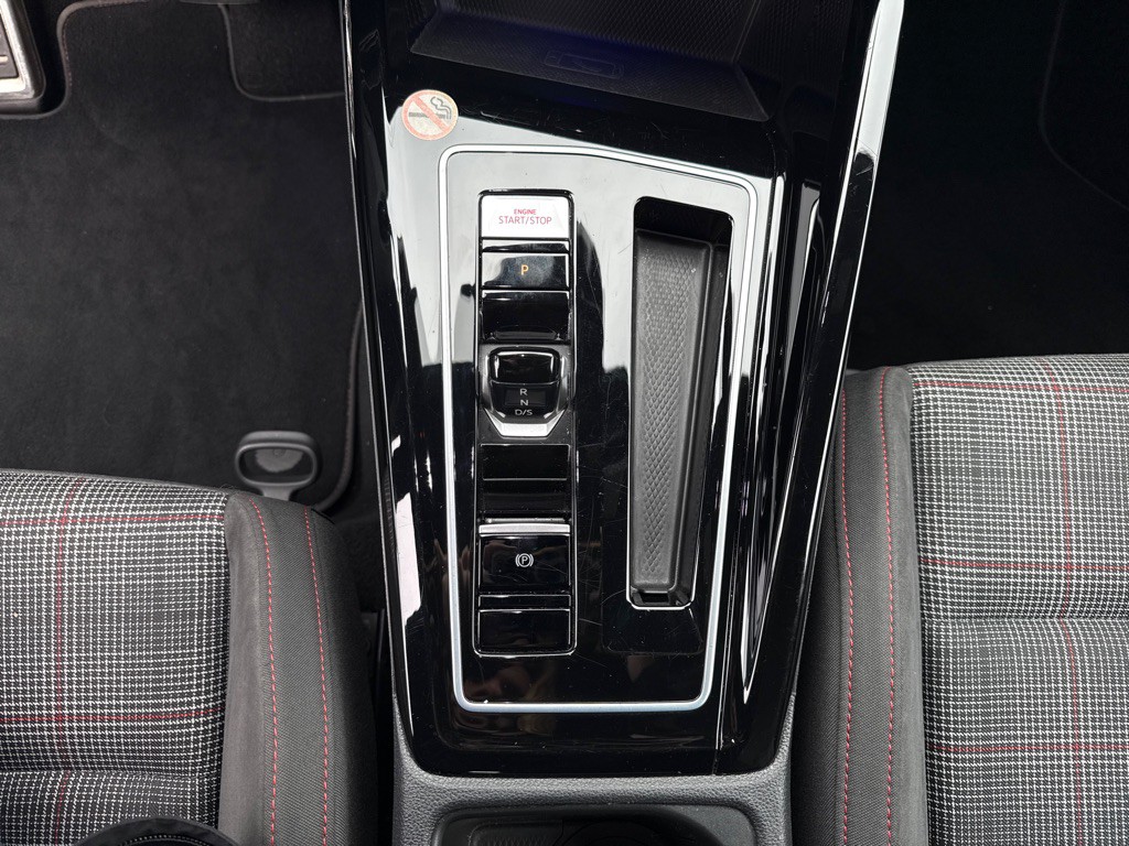 2024 Volkswagen GTI Image 15