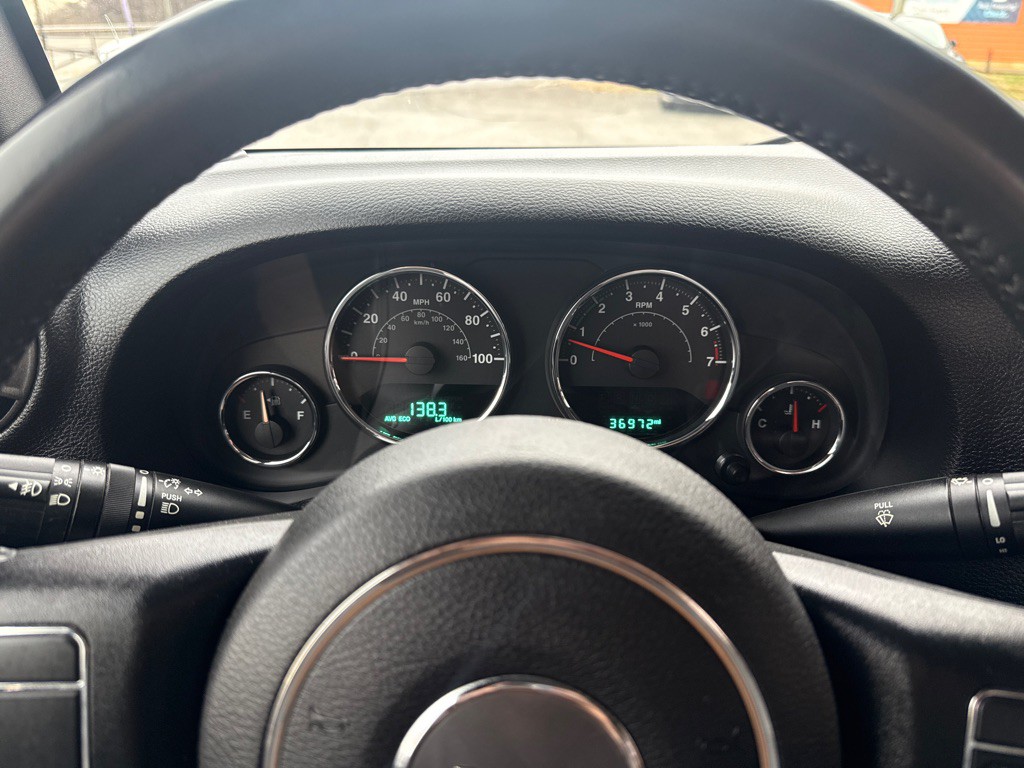 2016 Jeep Wrangler Image 13