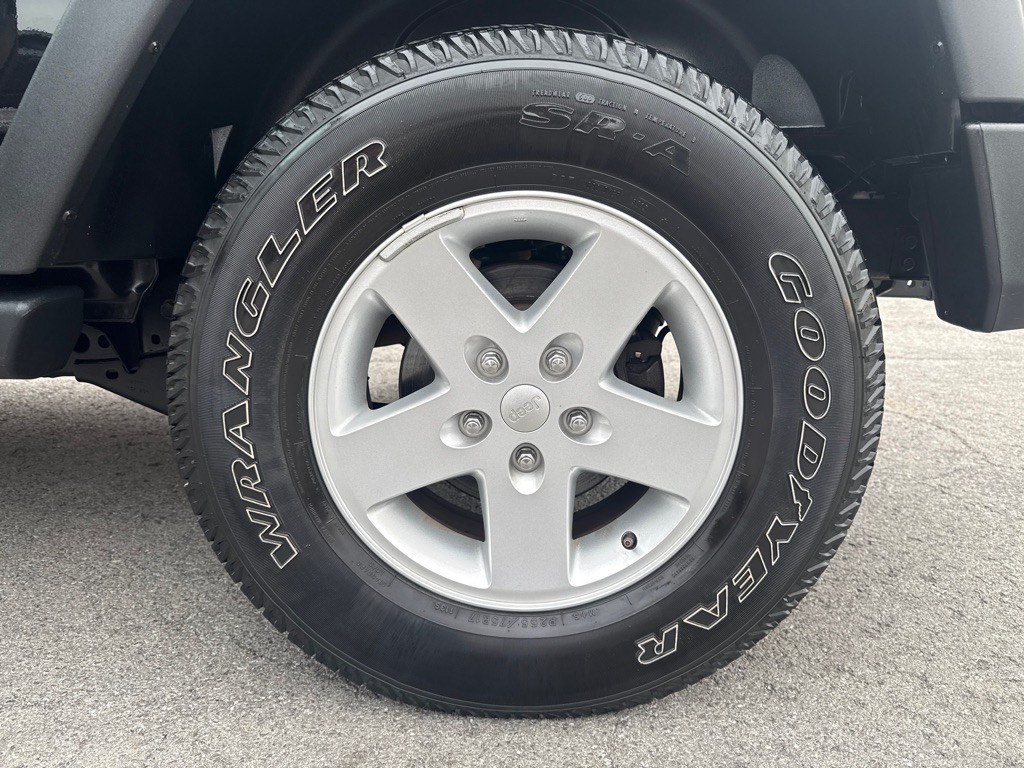 2016 Jeep Wrangler Image 22