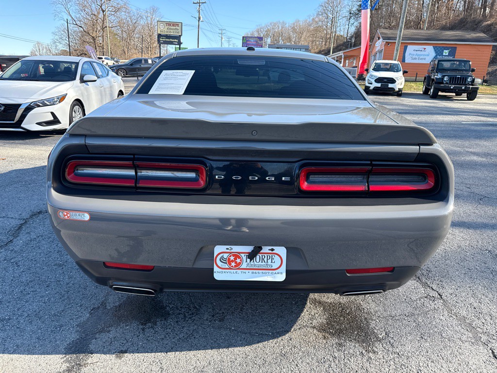 2018 Dodge Challenger Image 6