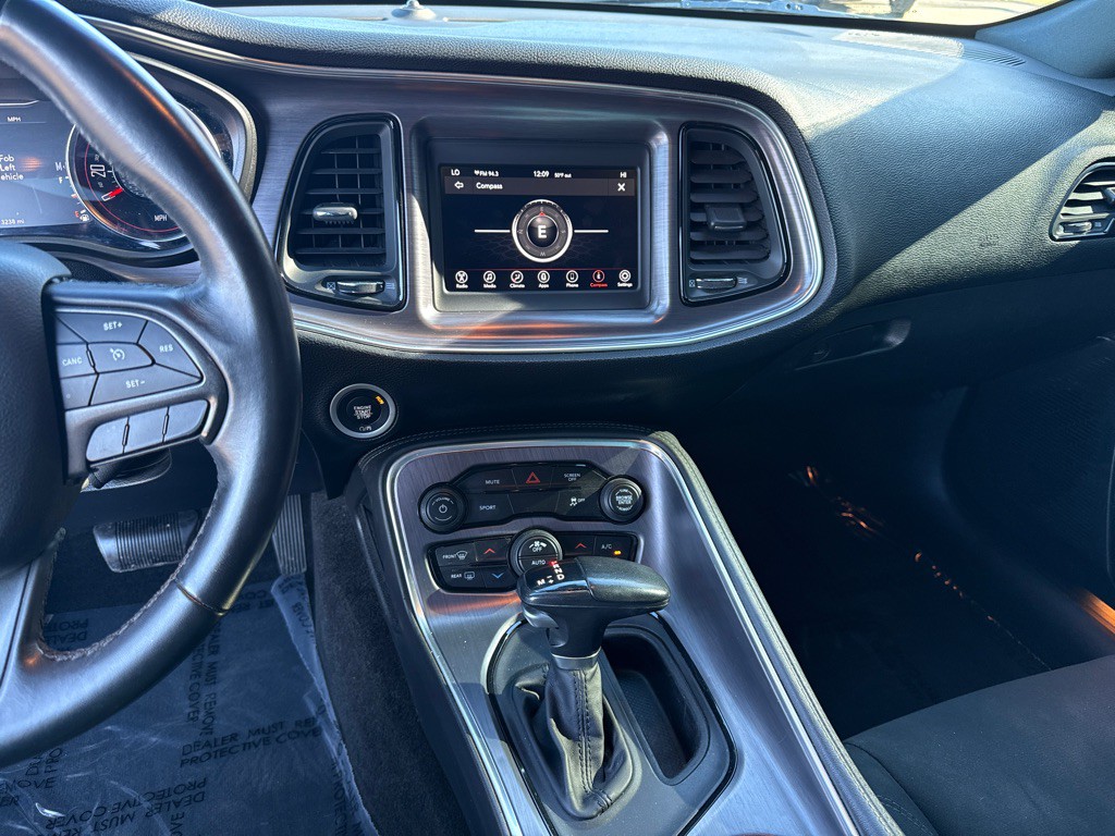 2018 Dodge Challenger Image 13