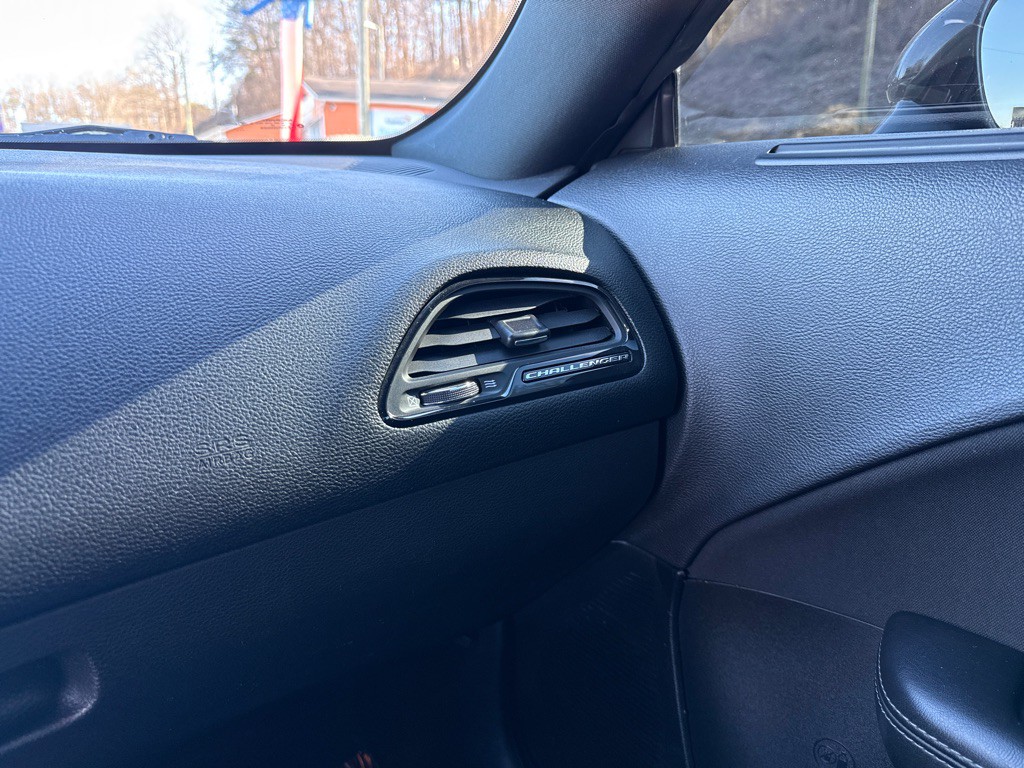 2018 Dodge Challenger Image 20