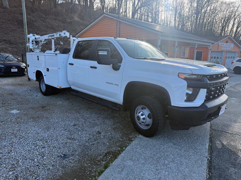 2023 Chevrolet Silverado 1500 Image 3