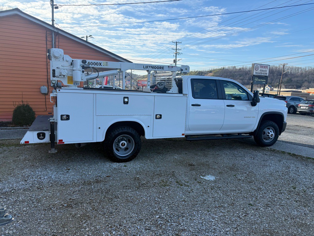 2023 Chevrolet Silverado 1500 Image 4