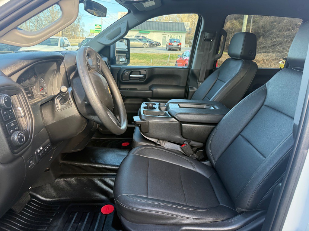 2023 Chevrolet Silverado 1500 Image 7