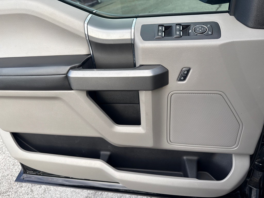 2016 Ford F-150 Image 16