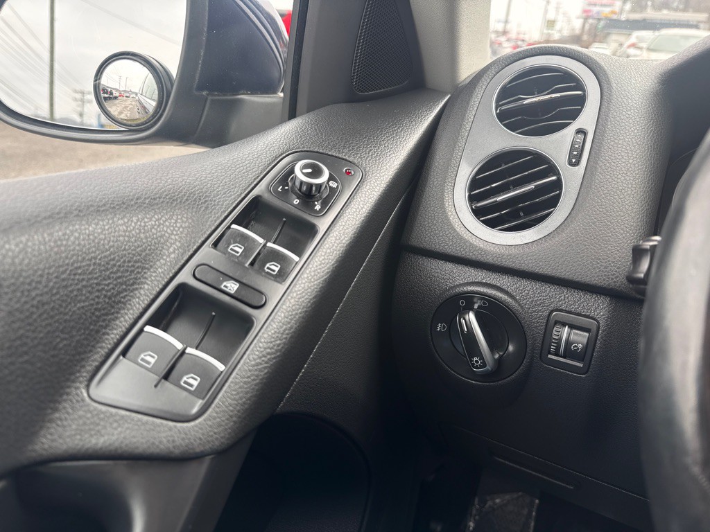 2014 Volkswagen Tiguan Image 26