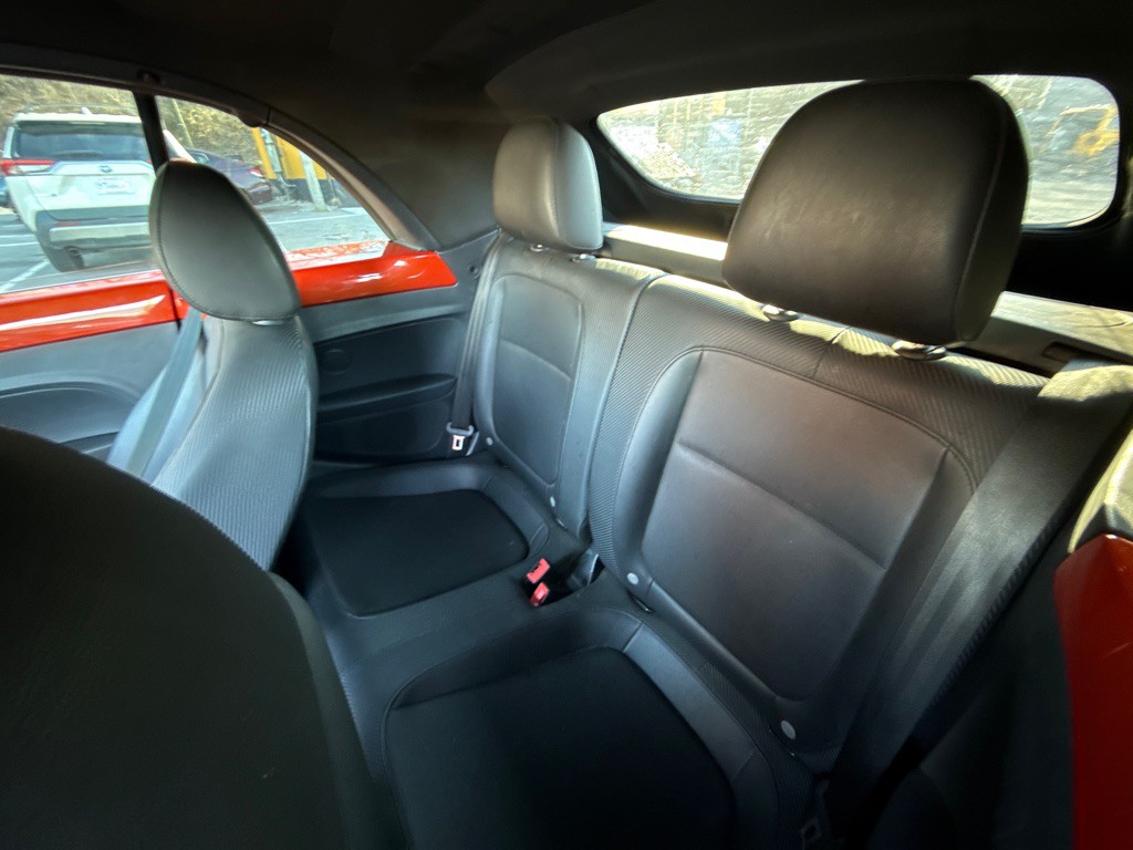 2018 Volkswagen Beetle Image 19