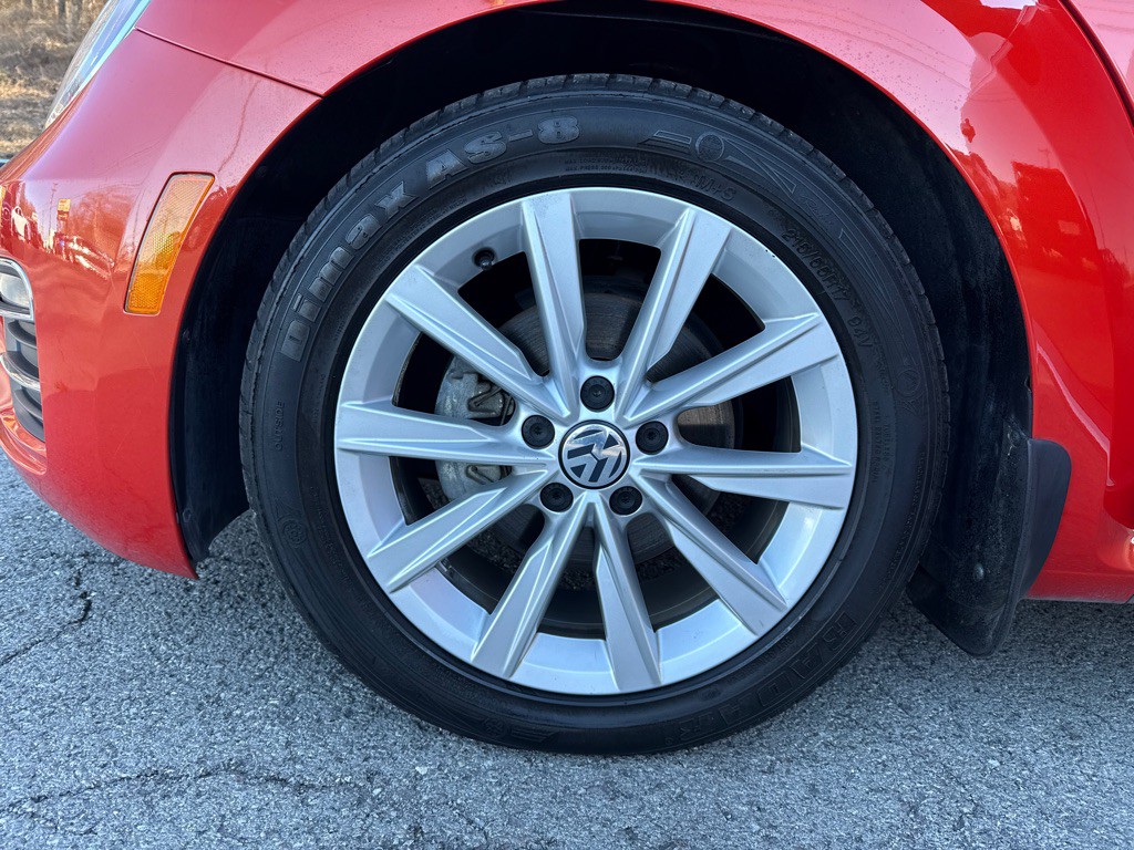 2018 Volkswagen Beetle Image 21