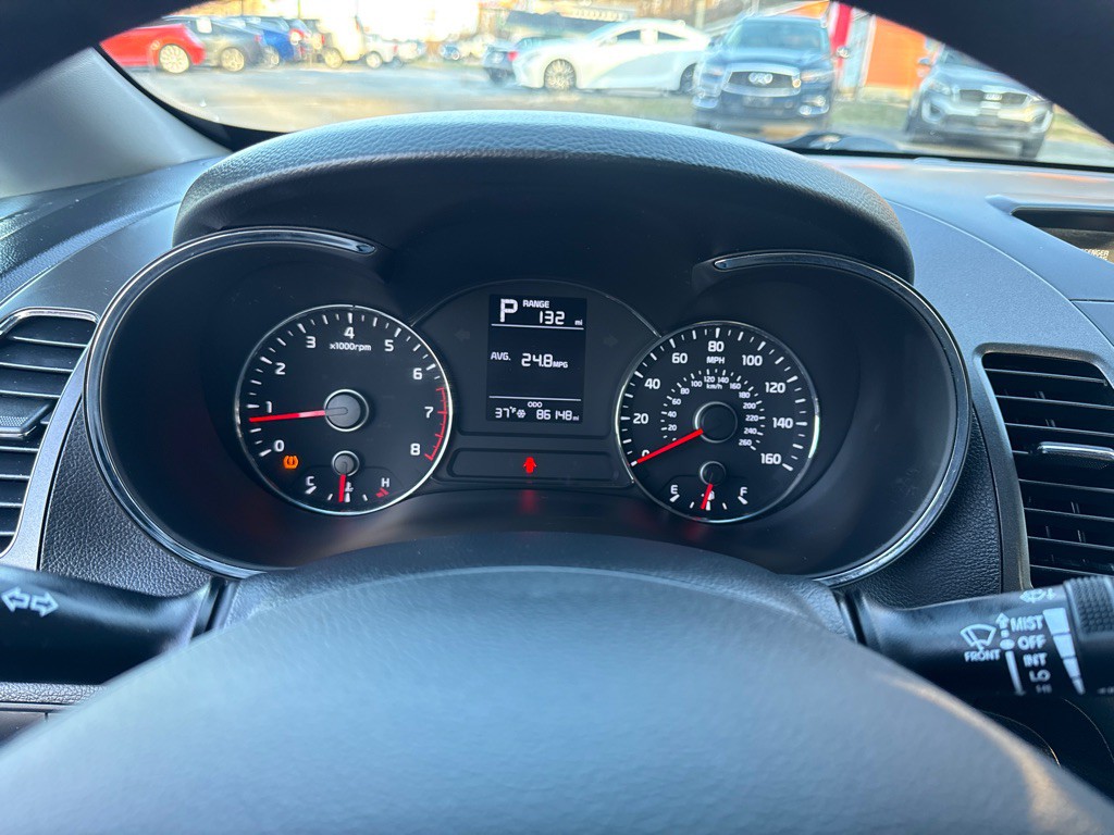 2017 Kia Forte Image 12