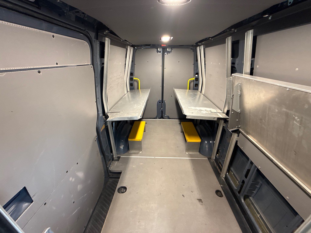 2018 Mercedes-Benz Sprinter Image 26