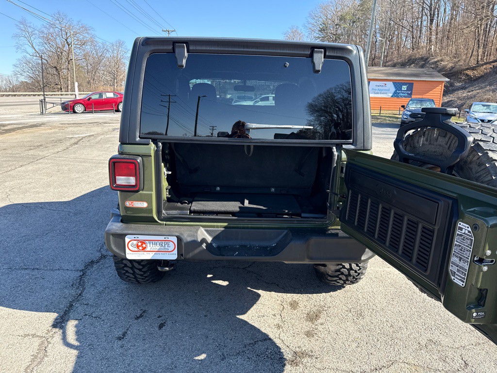2021 Jeep Wrangler Image 24