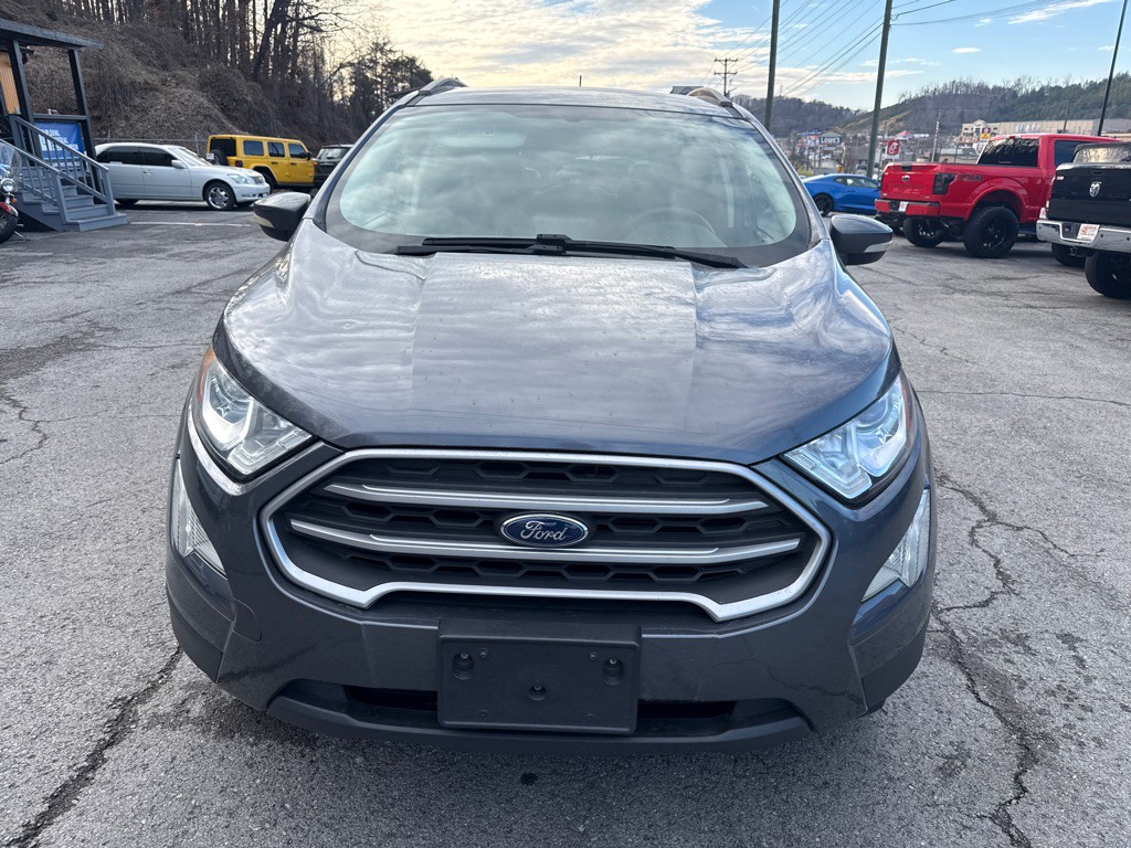 2020 Ford Econoline Image 2