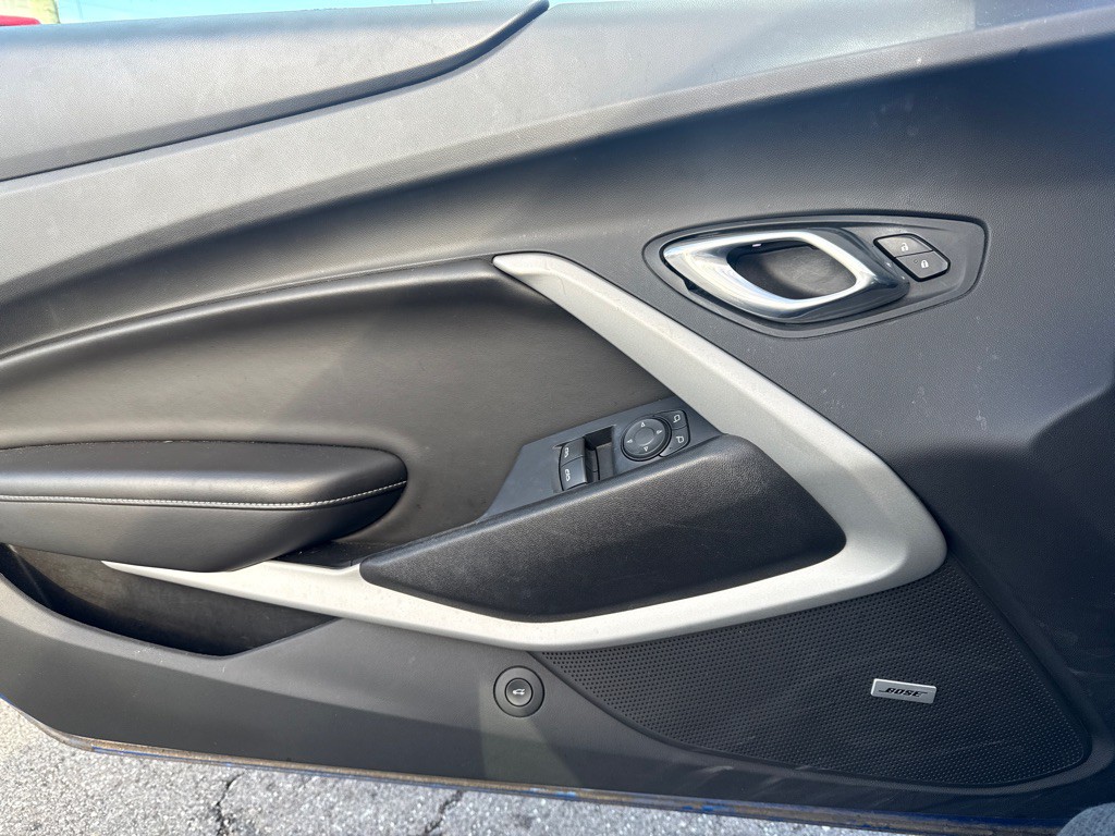 2018 Chevrolet Camaro Image 18