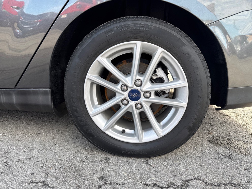 2015 Ford Focus Image 20