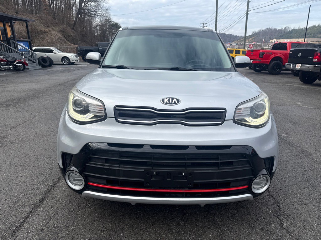 2017 Kia Soul Image 2