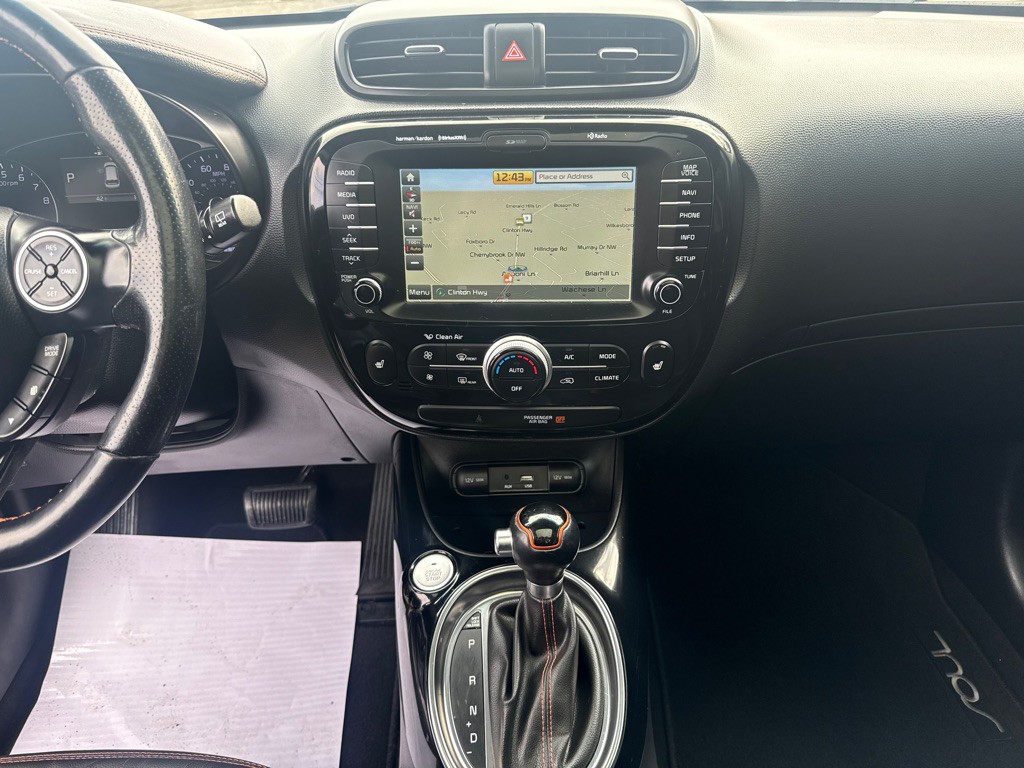 2017 Kia Soul Image 13