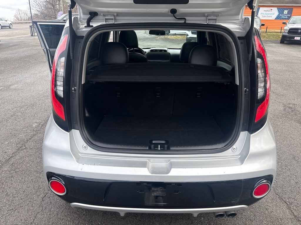 2017 Kia Soul Image 21