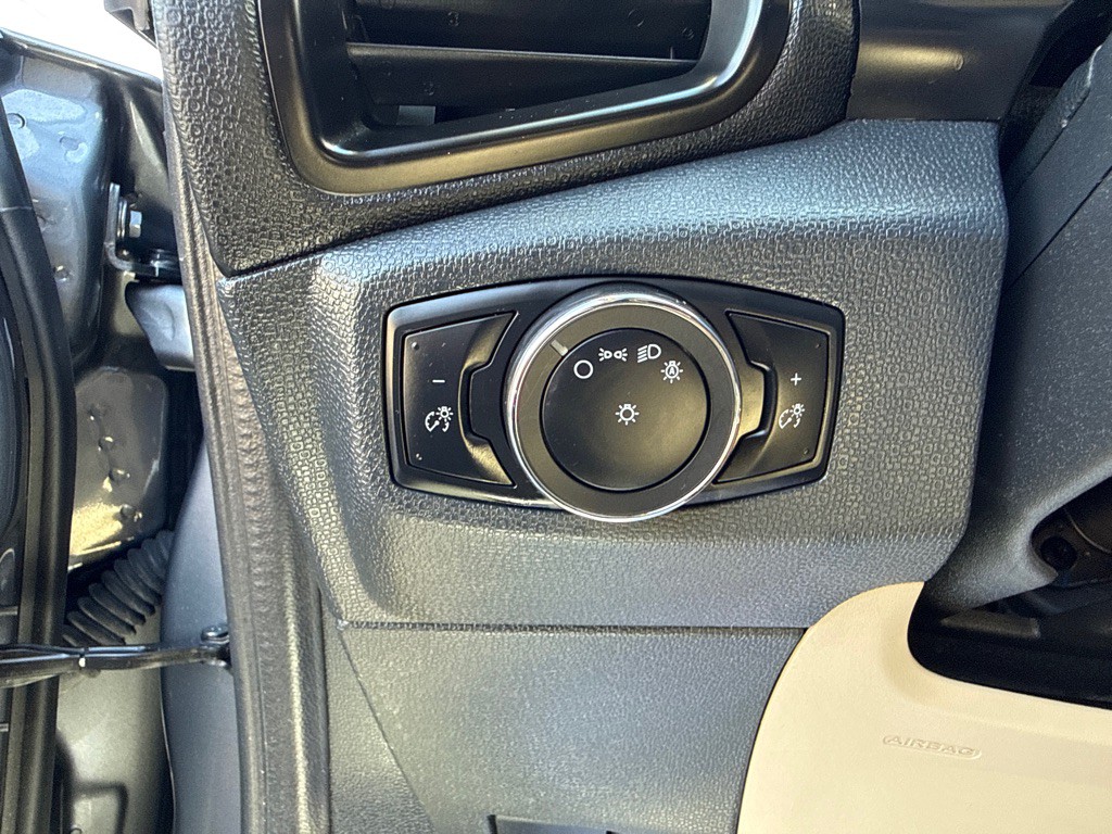 2022 Ford Econoline Image 19