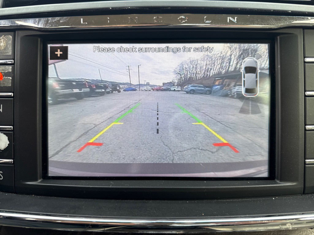 2018 Lincoln Continental Image 18