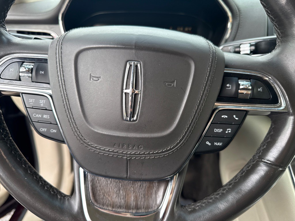 2018 Lincoln Continental Image 19