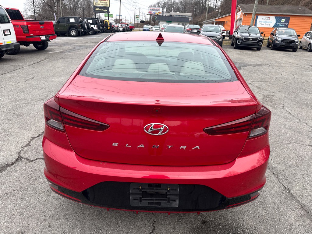 2020 Hyundai Elantra Image 6