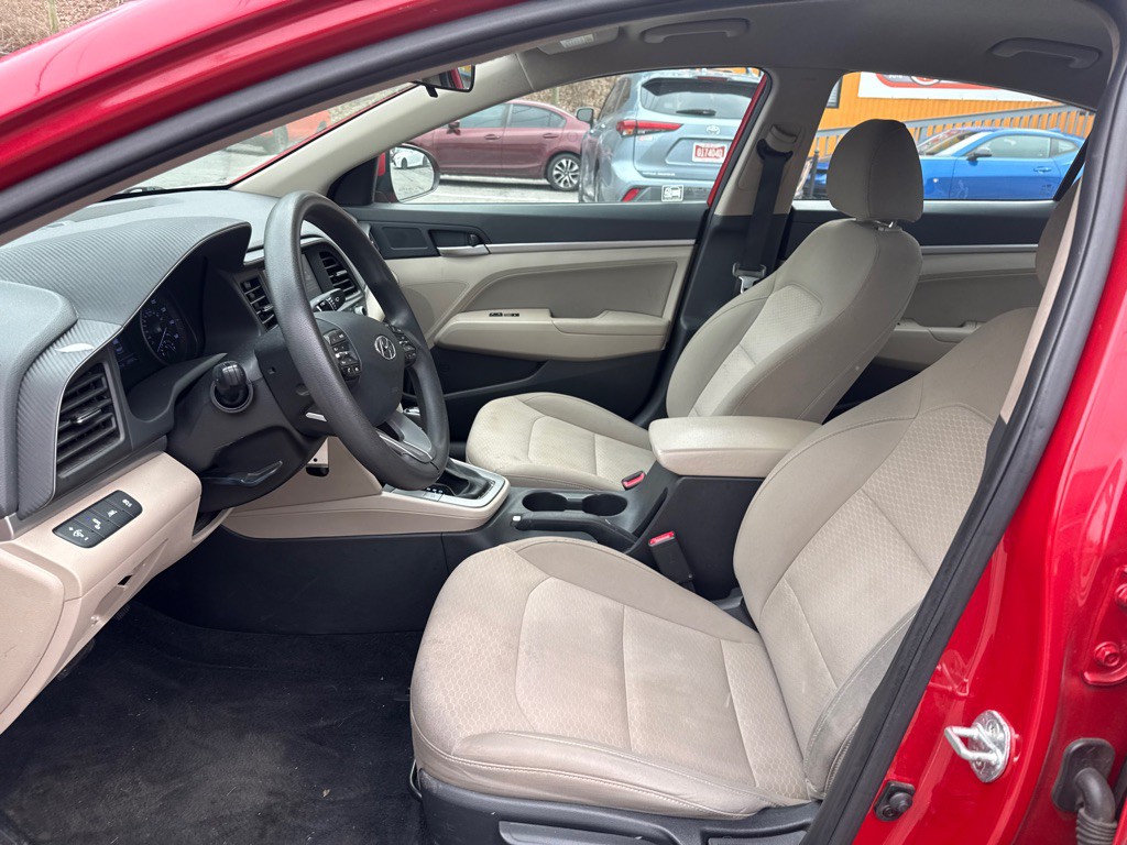 2020 Hyundai Elantra Image 9