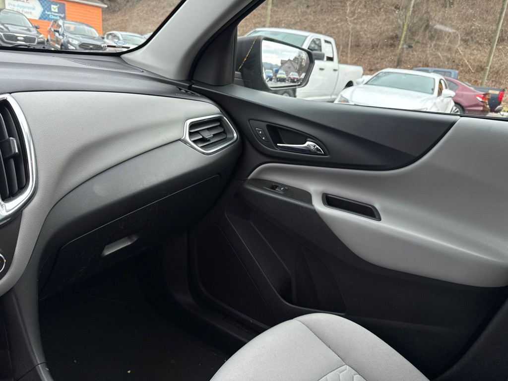 2018 Chevrolet Equinox Image 20