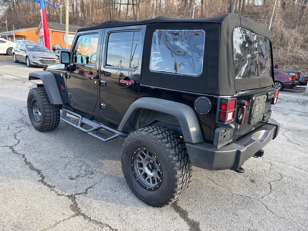 2017 Jeep Wrangler Unlimited Image 5