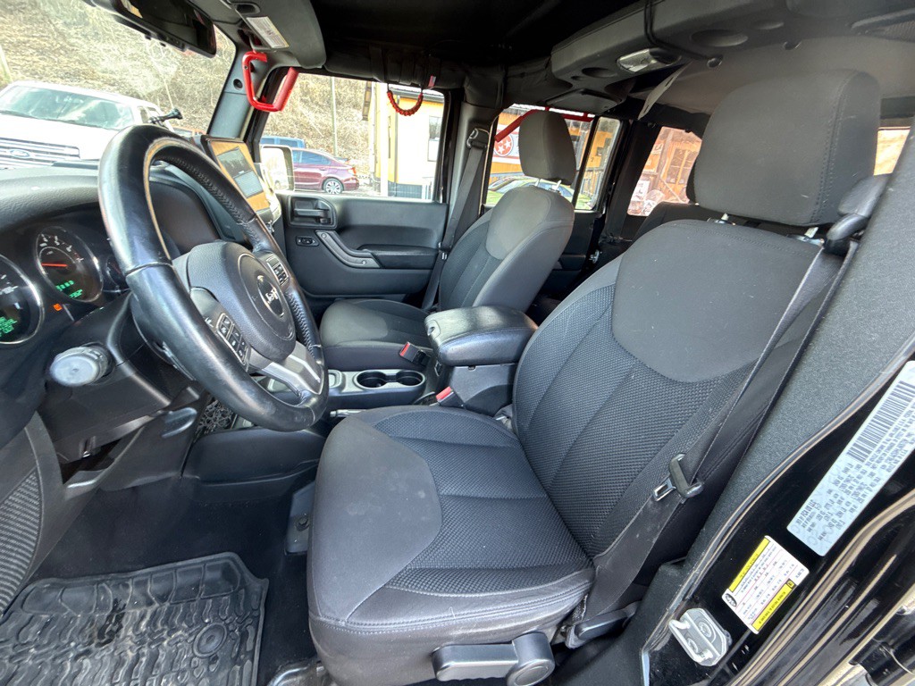 2017 Jeep Wrangler Unlimited Image 19