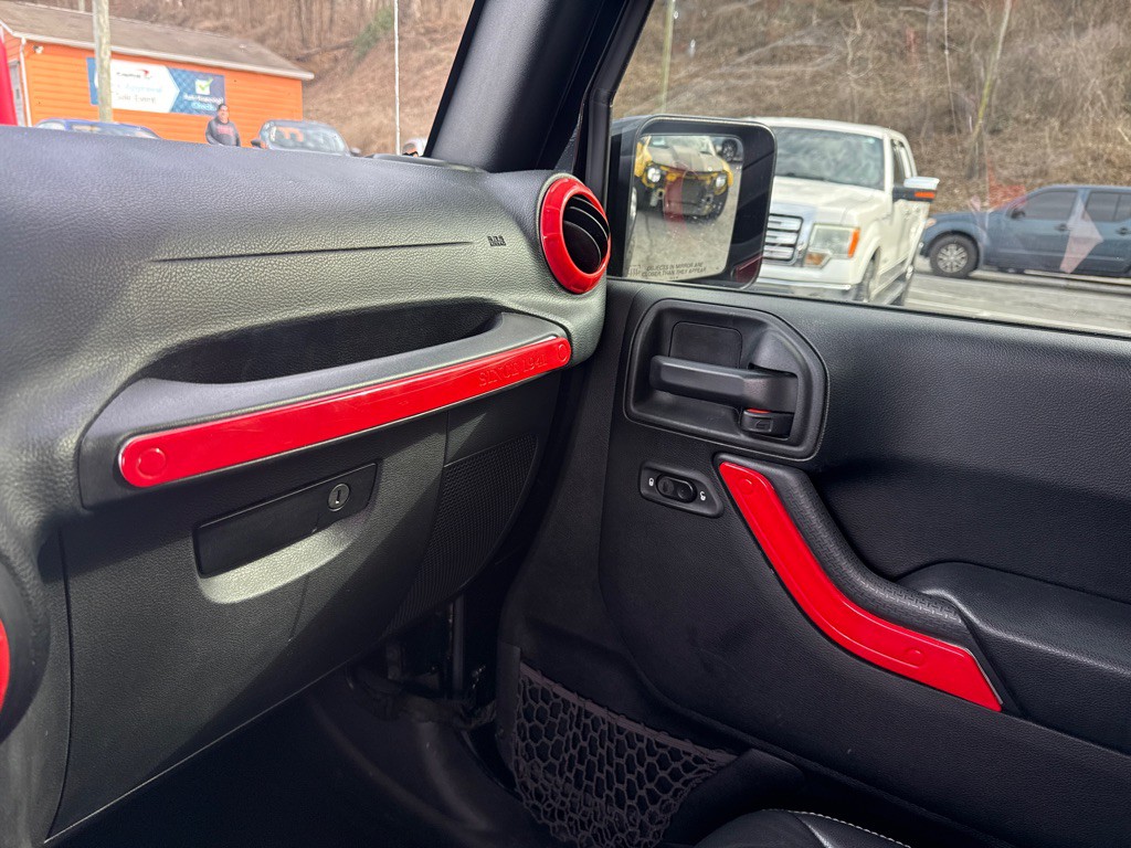 2017 Jeep Wrangler Unlimited Image 17