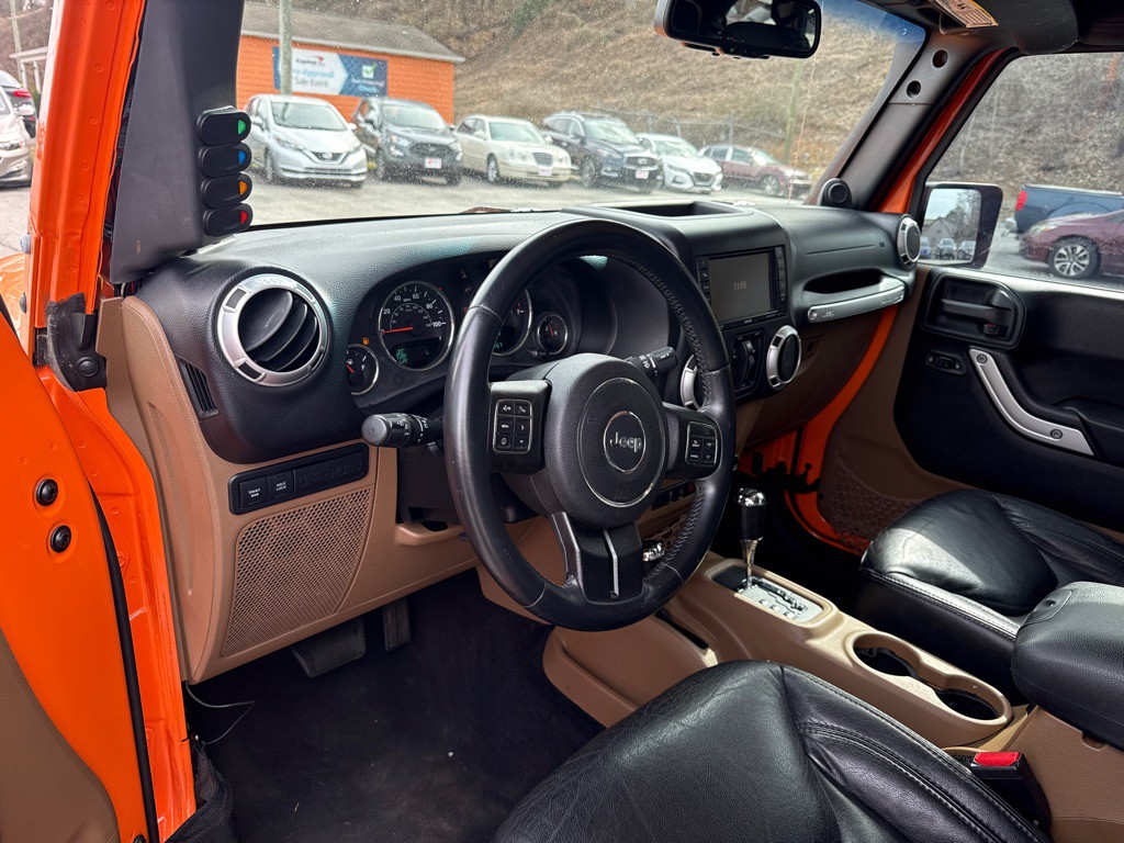 2013 Jeep Wrangler Unlimited Image 10