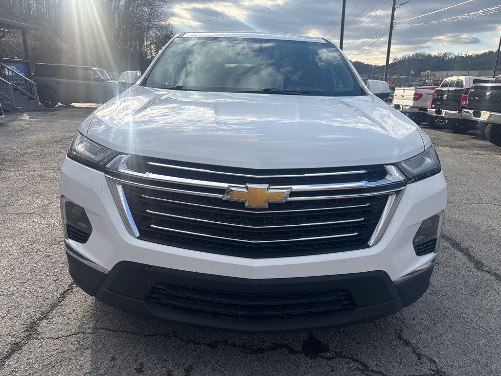 2023 Chevrolet Traverse Image 2
