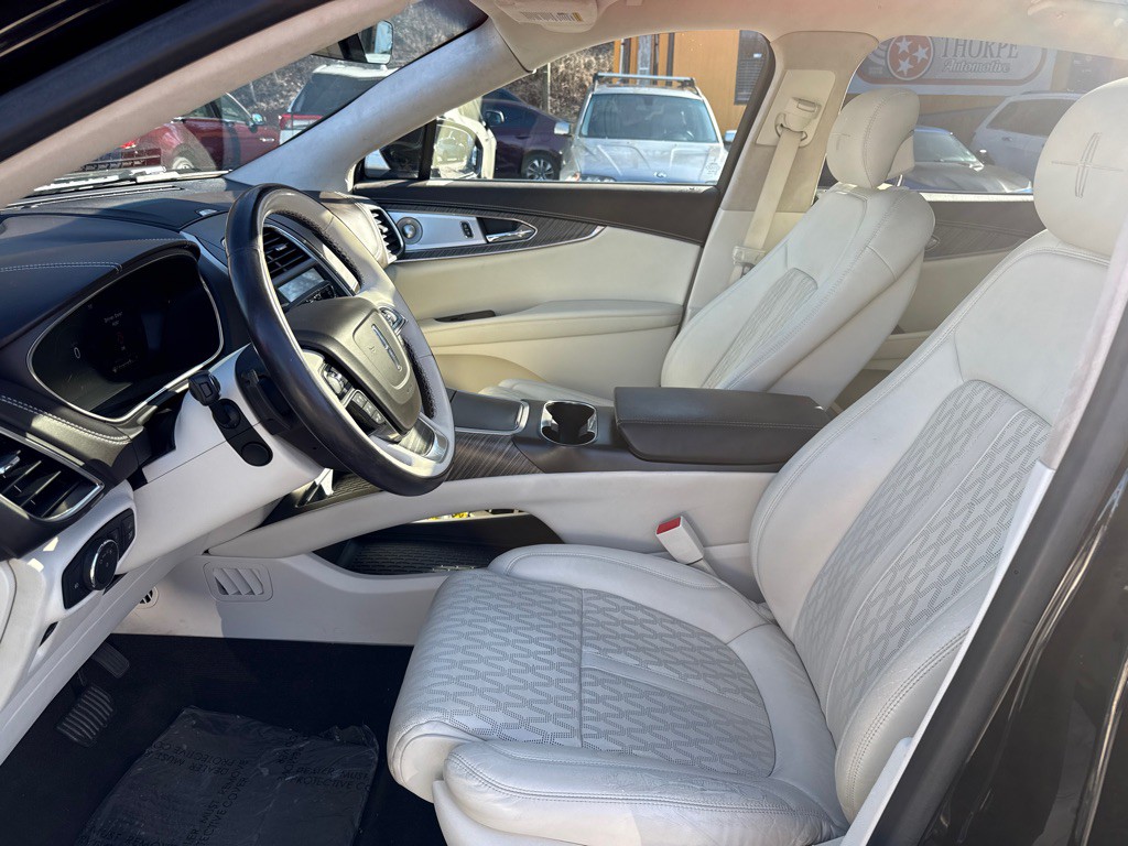 2020 Lincoln Nautilus Image 9