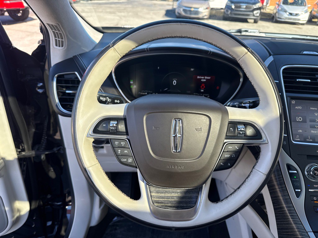 2020 Lincoln Nautilus Image 13