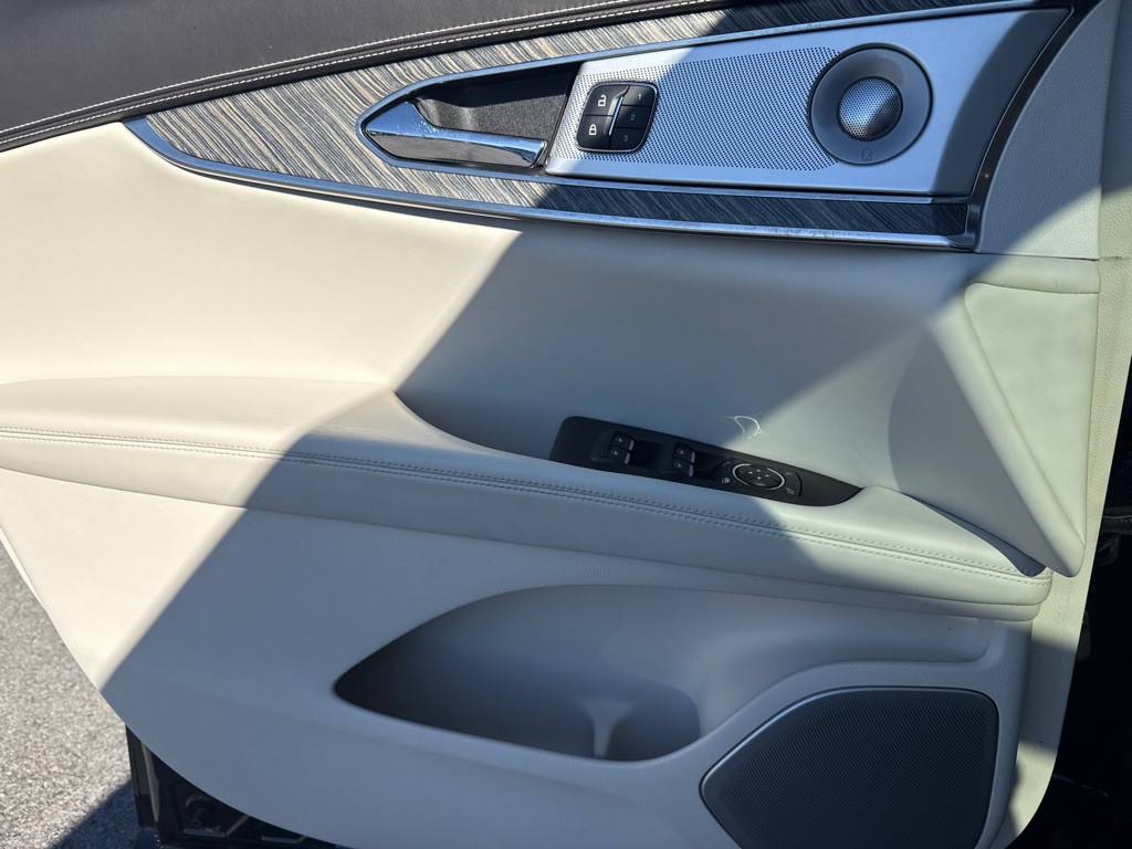 2020 Lincoln Nautilus Image 20