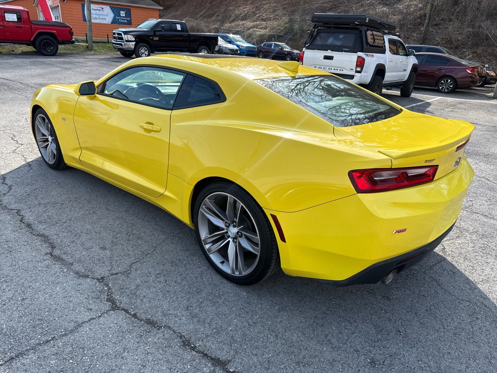 2018 Chevrolet Camaro Image 5